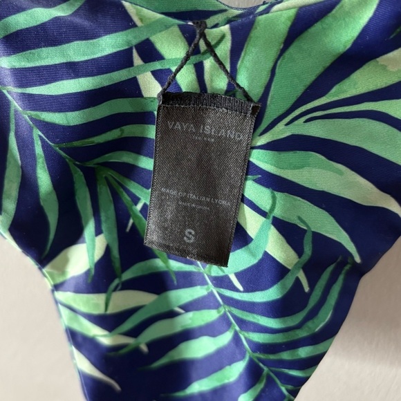 Vaya Island Black Green Tropical Topanga Print Bikini Bottoms Size Small - Picture 3 of 4